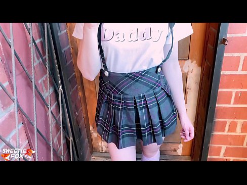 ❤️ Schoolgirl Sucks a dick gu domhainn agus fucks an àite clasaichean. ☑  Bhidio fucking  aig gd.filmepornonline.ru ❌❤